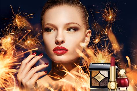 dior makeup holiday|派對中綻放醉人魅力！Dior 全新節日彩妝系列 助你打造瑰麗妝容.